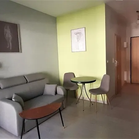 Wilanow With Free Parking Apartment Warschau