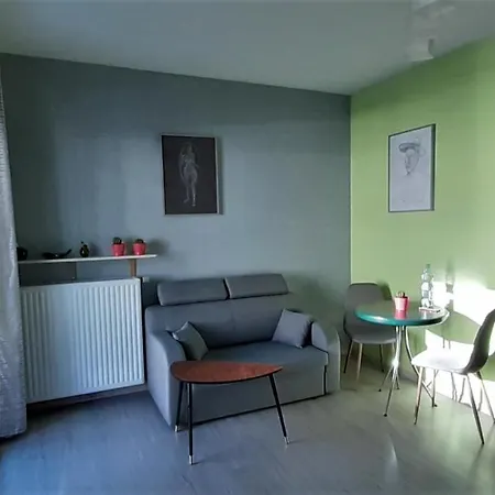 Wilanow With Free Parking Apartment