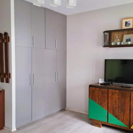 Wilanow With Free Parking Appartement