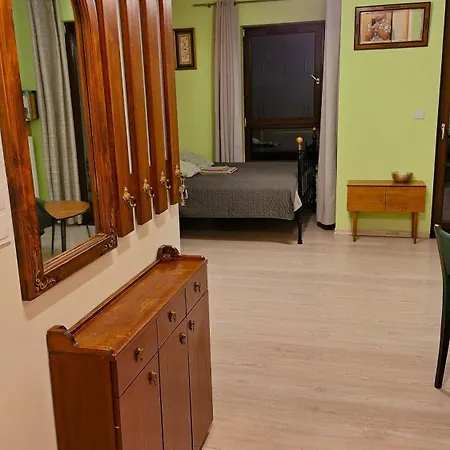 Wilanow With Free Parking דירה *