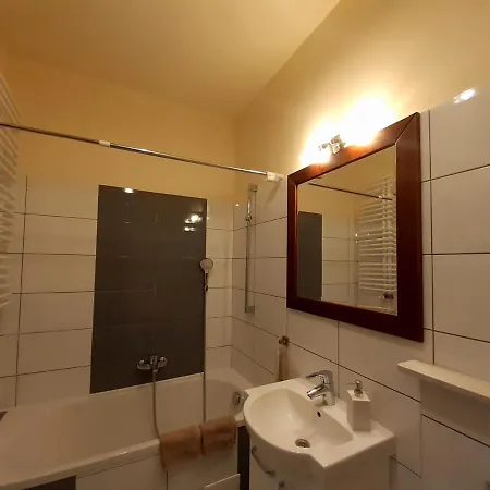 Wilanow With Free Parking Apartament Warszawa